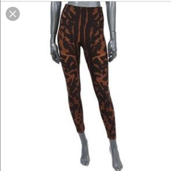 Alexander McQueen Pants - Alexander McQueen Leopard tights.